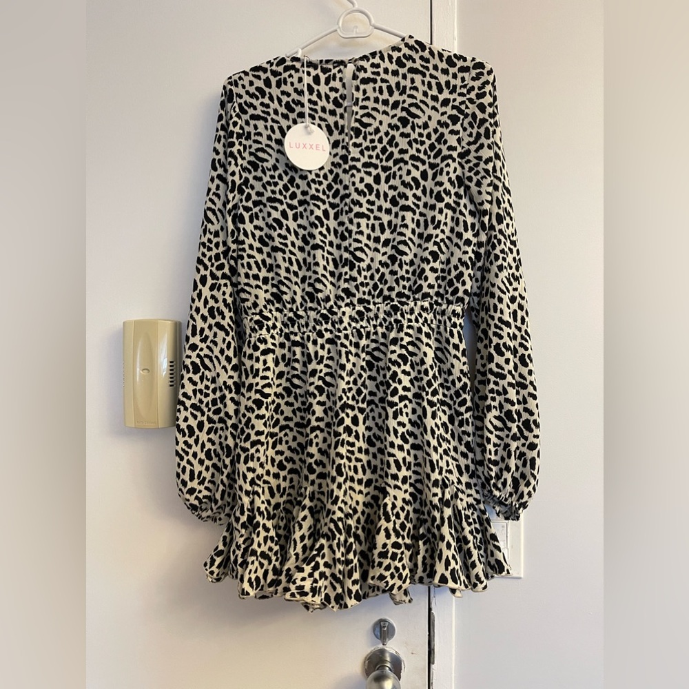 Cheetah Romper - Picture 4 of 4